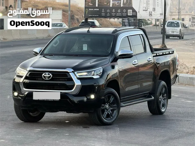 TOYOTA - HILUX - 2022 - 4*4 - فحص كامل (7/جيد) وارد المركزية / دهان الوكالة /جير
