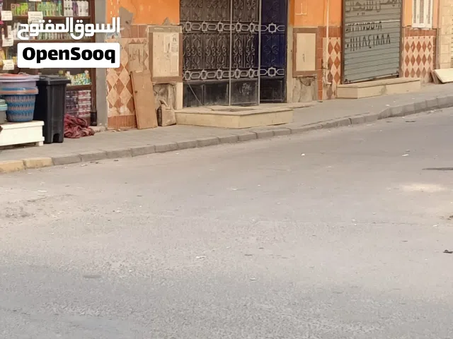 فرصة محل مشطب ومجهز بالوفاء للايجار الشهري يصلح لجميع الاغراض 2500 ايجار و شهورين شهور تامين