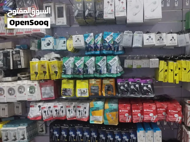 تصفية بالجمله محل اكسسوارات هواتف شواحن كيبلات سماعات