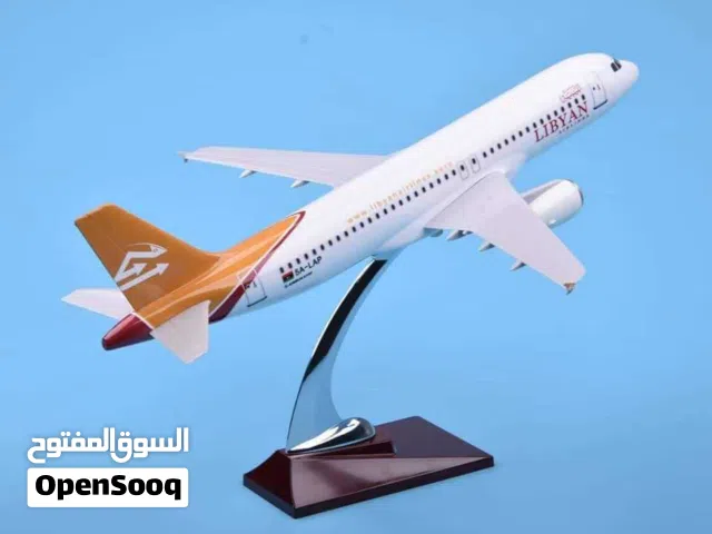 مجسمات طائرات مدنية