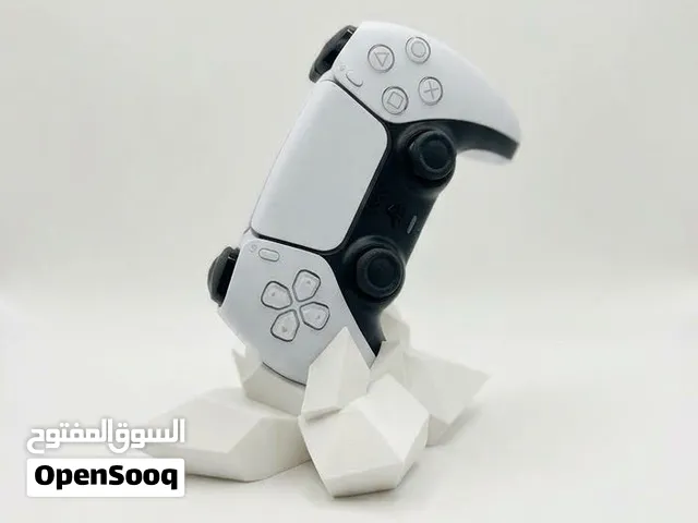 حامل يد تحكم بلايستيشن 5 (PS5) بتصميم كريستالي هندسي