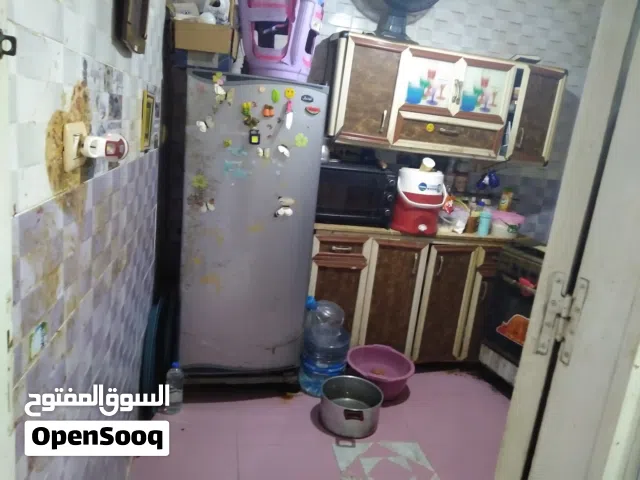ثلاجه ايديال فبريكا بره وجوه سيلفر معاها قاعده