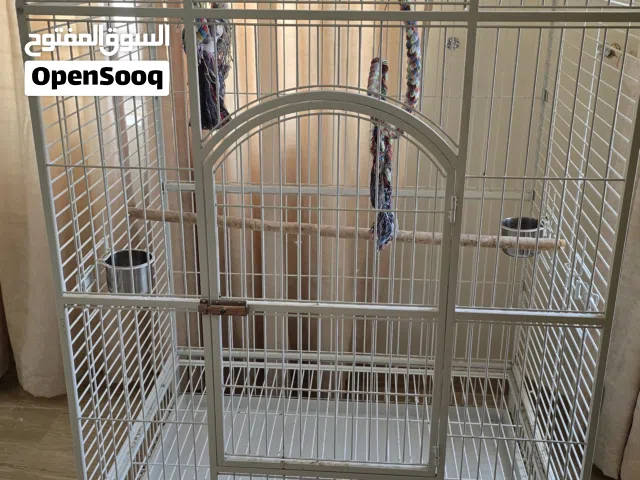 قفص كبير بحالة ممتازه للبيع