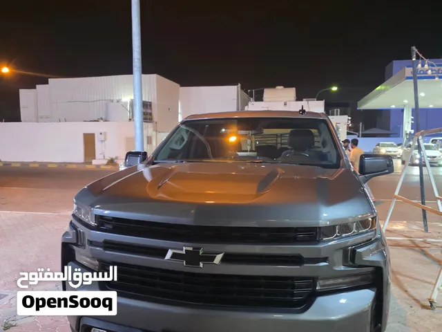 Used Chevrolet Silverado in Buraimi