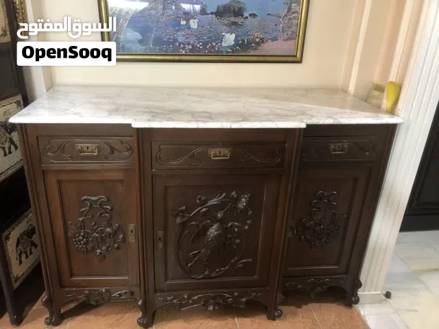 دروسوار أنتيك منفوض عمره اكثر من ميه سنه مع رخامه