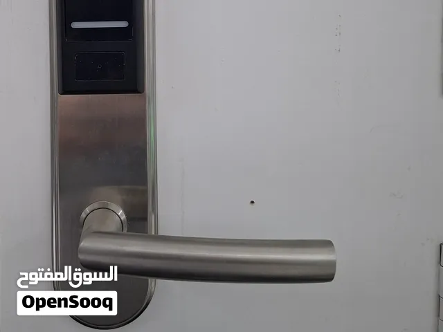 أقفال ذكية (سمارت لوك) بالبصمة مع البيع والتركيب بالرياض