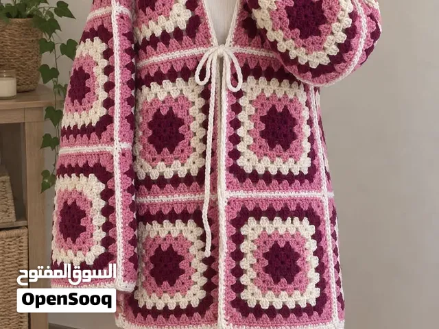 جاكيتات وشالات ترند كروشيه