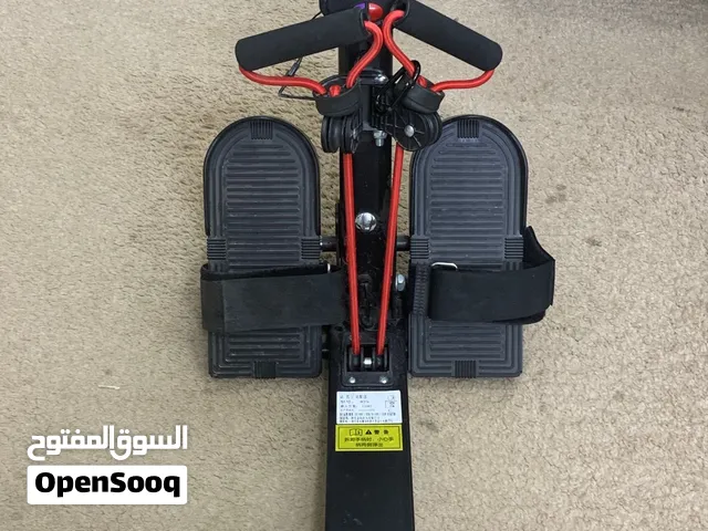 للبيع جهاز تجديف وزن مستخدم 140 كغ يتحمل