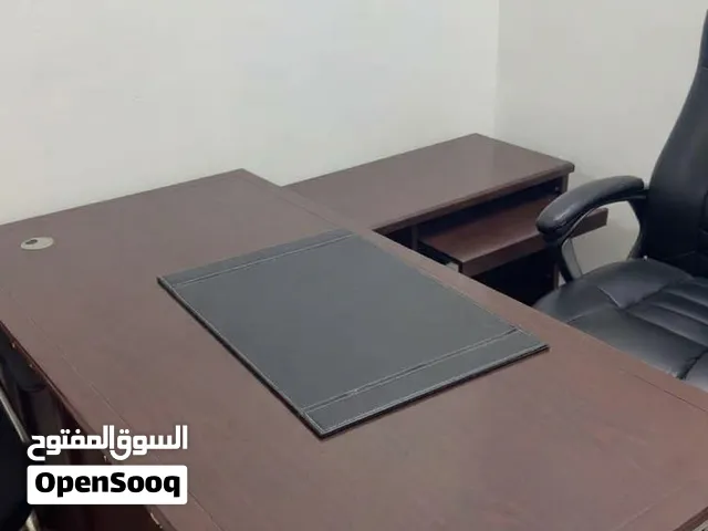 مكتب للبيع