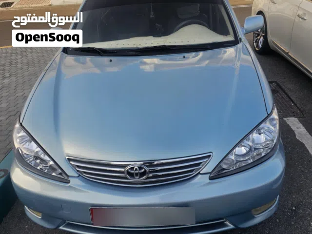 للبيع سيارة تويوتا كامري خليجي 6 سلندر موفرة في وقود  .كاملة كهرباء  حوادث .موديل 2006