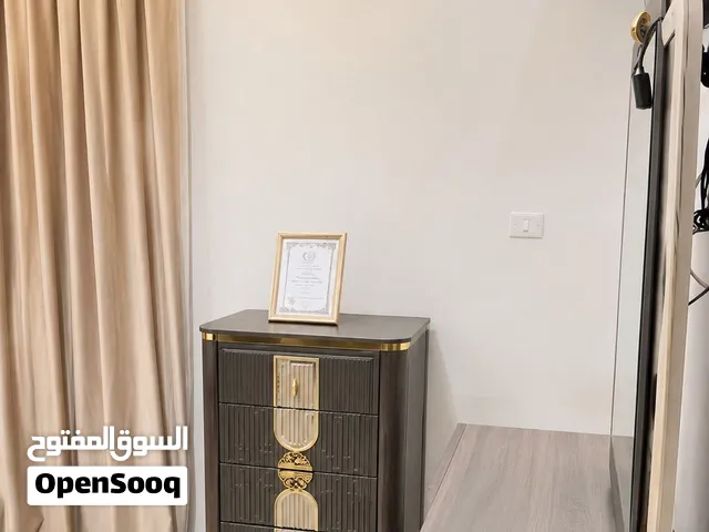 غرفة نوم فخمة كاملة للبيع