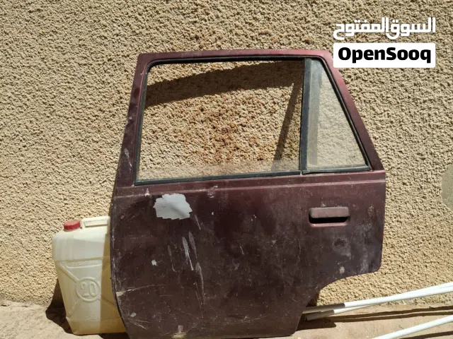 باب سيارة اوبل كاديت موديل 90