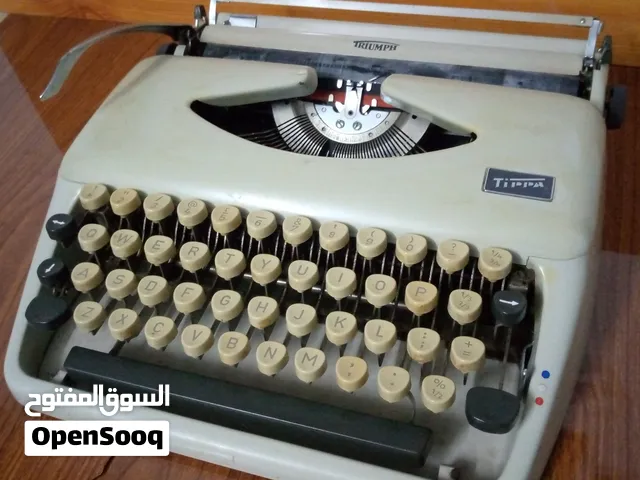اله كاتبه انجليزيه تحفه انتاج 1950