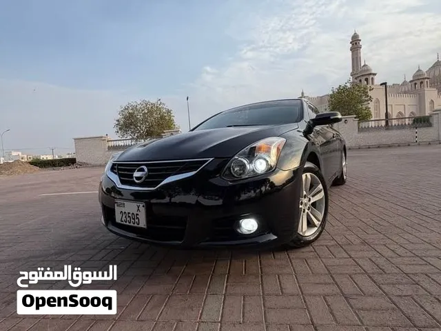 نيسان التيما كوبيه 2.5L