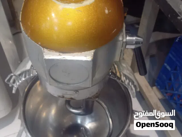 مكسر ومضرب وعجان 20 ليتر