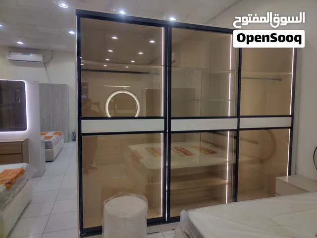طقم غرفة نوم مودرن - Luxury Modern Bedroom Set