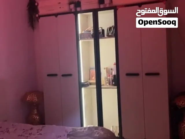 غرفه نوم تركي  مستعمل شهر واحد فقط ونضيفه جداا