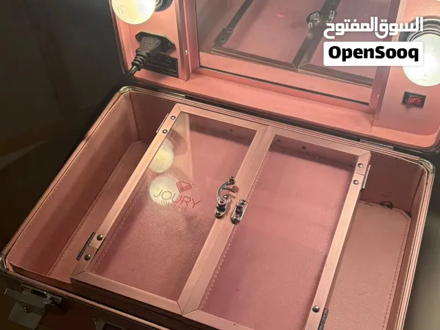 شنطة مكياج احترافية JOURY Cosmetics أصلية – وردي قابل للتفاوض