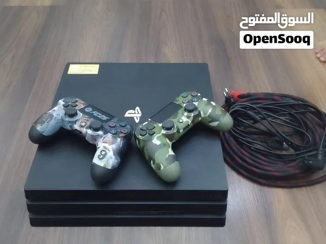 بلاستيشن 4 برو مهكر نظيف الله يبارك -بسعر حرق. 2500 دينار