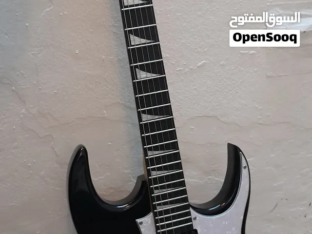جيتار كهرباء مع سماعته للبيع