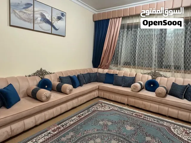 اثاث للبيع