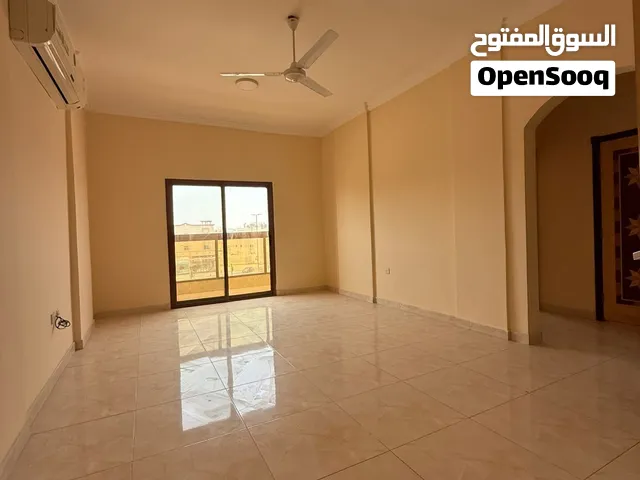 للإيجار شقة غرفة و صالة 2 حمام rent 2 bedroom apartment & 2 bathroom annual lounge