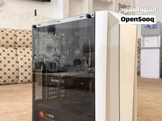 بي سي مستعمل مع ملحقاته ما عدا كيبورد