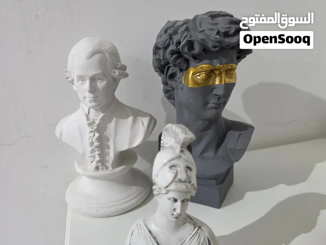 للبيع مجسمات