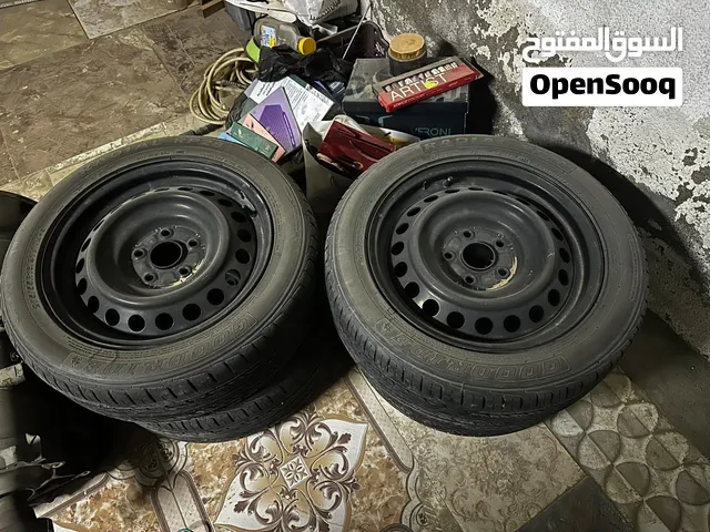 عجلات مستعملة بحالة جيدة مقاس 16 مم