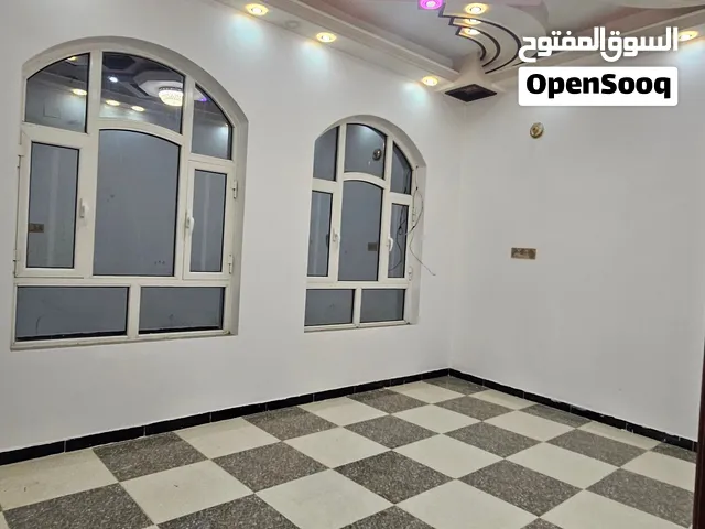 لدينا جميع انواع الشقق وبمختلف الاسعار في حي شملان للطلب والحجز التواصل معنا واتس او اتصال