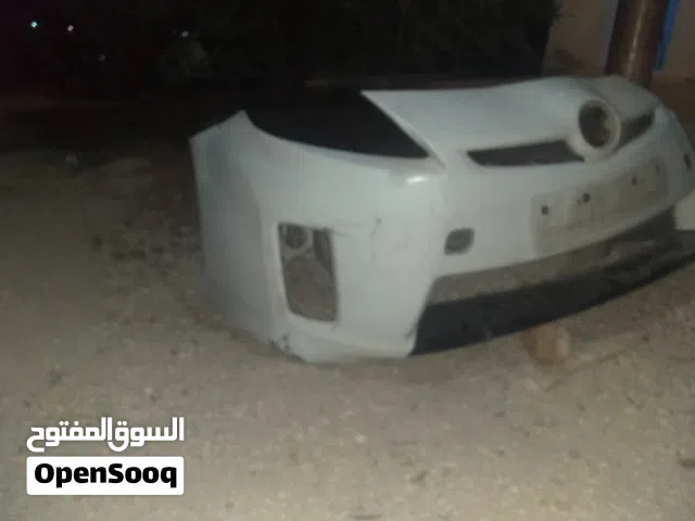 قطع بودي تويتا بريوس 2010 /2015دعمات وجنحان الاصلي شركه تويتا بسعر مغري تم تخفيض السعر للصادقين