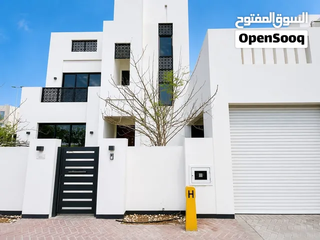 Spacious 4 Bedrooms Semi Furnished Villa with Garden Diyar Al Muharraq