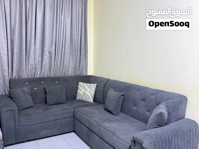 كنب على شكل L
