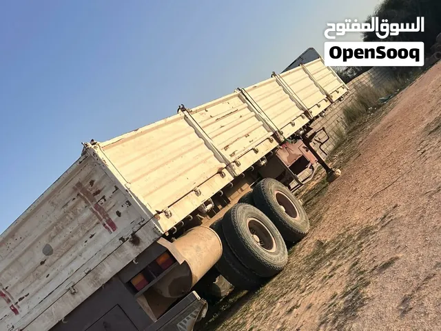بيتينة للأيجار صالتين المكان زليتن