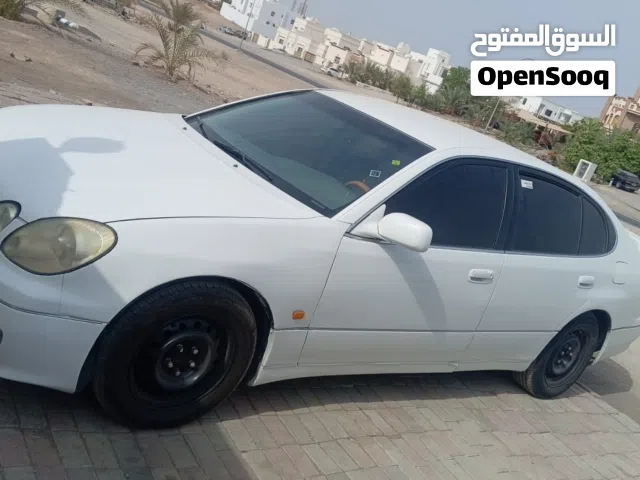 لكسز جي إس 300 موديل 1998 جير اوتو  نضيف الموتر شغال