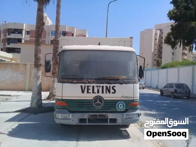 مرسيدس شاحنه