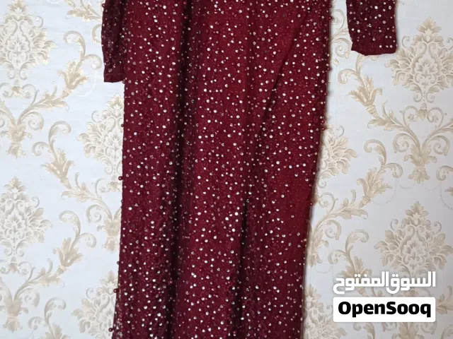 فستان للبيع