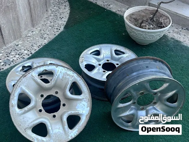 للبيع رنقات ستيشن و مافيهم ضربات ولا اي شي و بس يبيلهم ترتيبات و سعر 500 درهم و قابل
