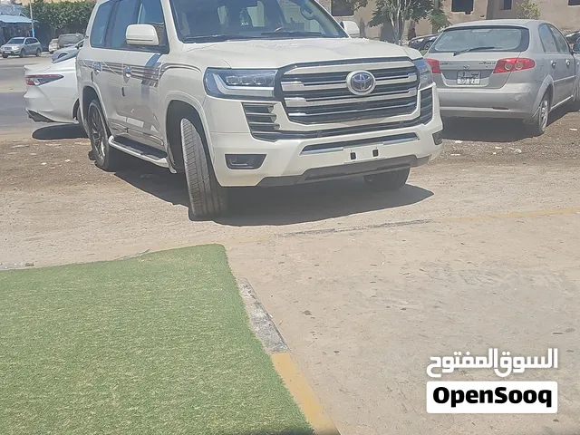 Used Toyota Land Cruiser in Tripoli