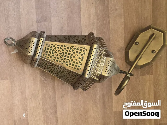 فانوس اضاءة جداري بتصميم مغربي او شرقي بسعر25 دينار