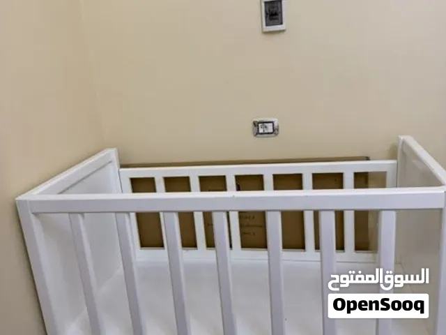 سرير اطفال