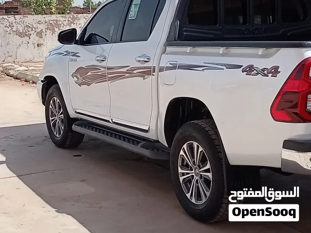 للبيع في الجزيرة الكاملين  بوكسي 2023