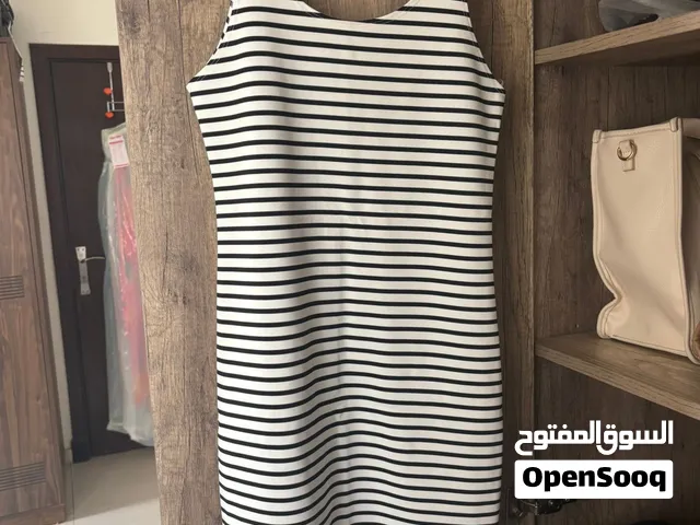 فساتين طويله و قصيره
