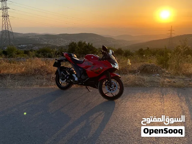 دراجة سوزوكي جكسر 150cc