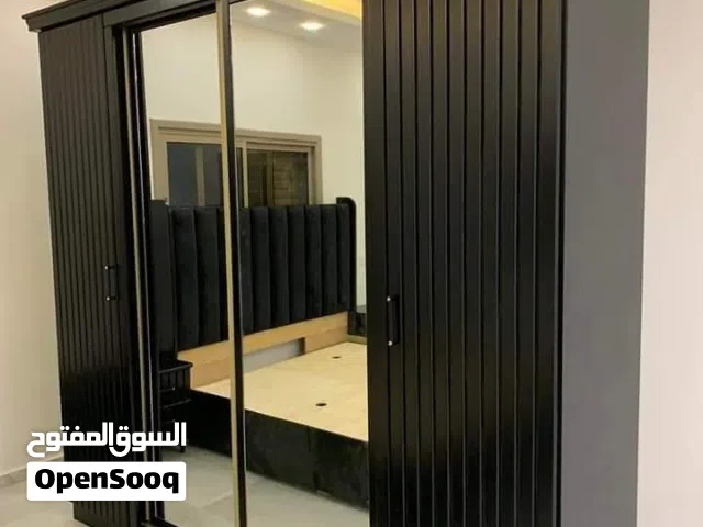خزائن ملابس خشب لامنيت 18م الون حسب الطلب عرض خاص على جميع اعمالنا معاينه قبل الاستلام
