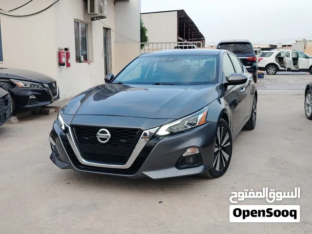 2022 Nissan Altima SV FWD – Gray For Sale in Muscat