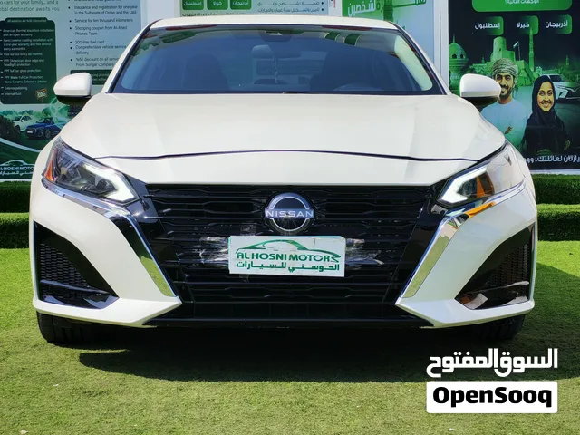 نيسان صالون التيما فئة SVفل مواصفات وارد أمريكا السياره مسرفسة بالكامل وجاهزة للاستخدام....
