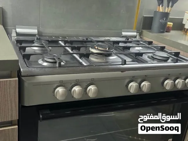 Selling Nobel 5-burner gas cooker