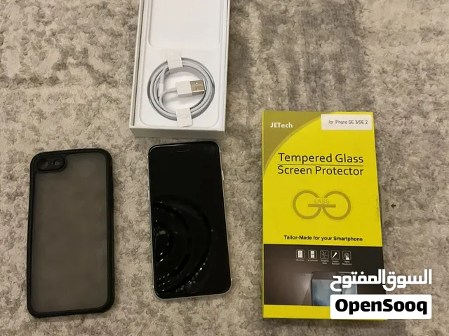 Iphone se 2 comes with 3 FREE accessories (see  the description)