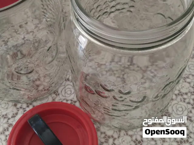 مطربانات كبيرة و صغيرة